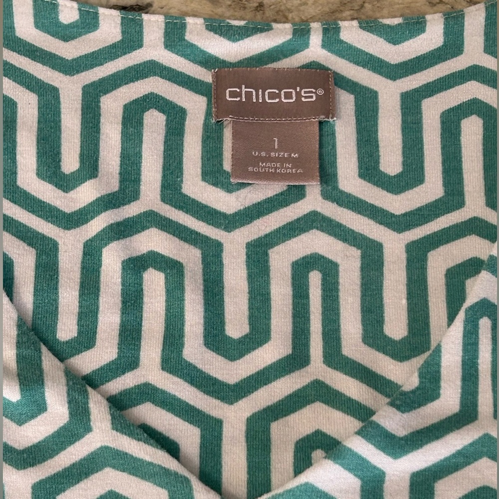 Chico’s Geometric Print V Neck 3/4 Sleeves Turquoise White Pullover Top Size M - Picture 3 of 8